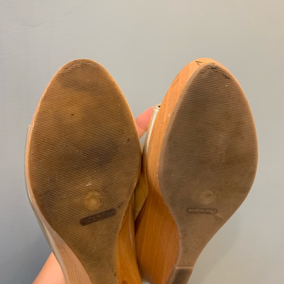 ESCADA wood and gold leather mules / clogs - Picture 8 of 8